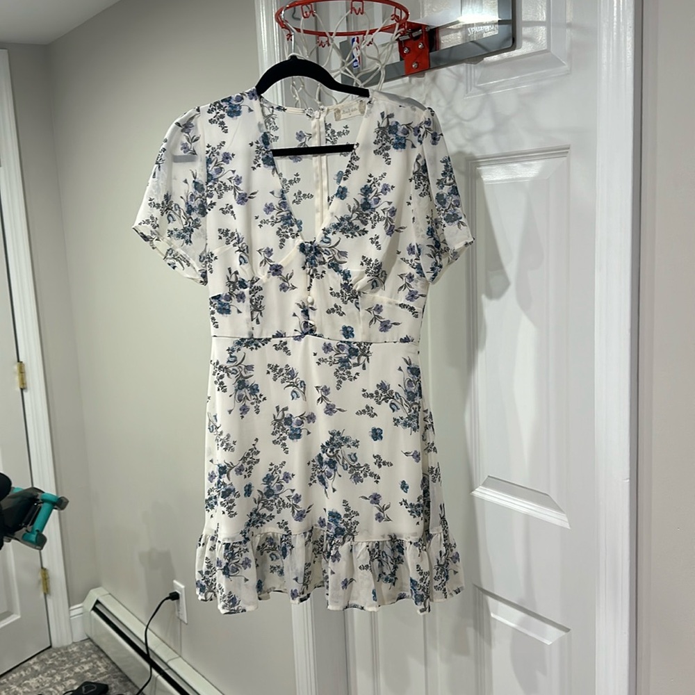 Floral mini dress!